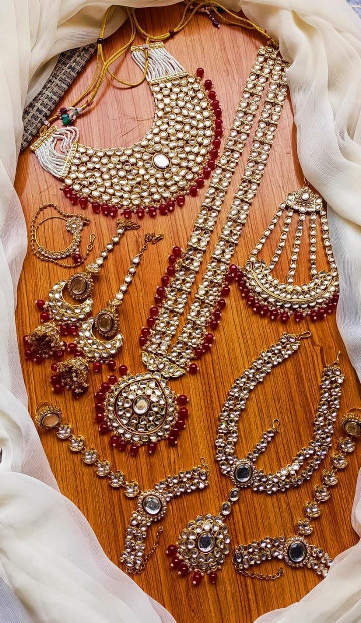 Kundan Stylish Complete Bridal Package