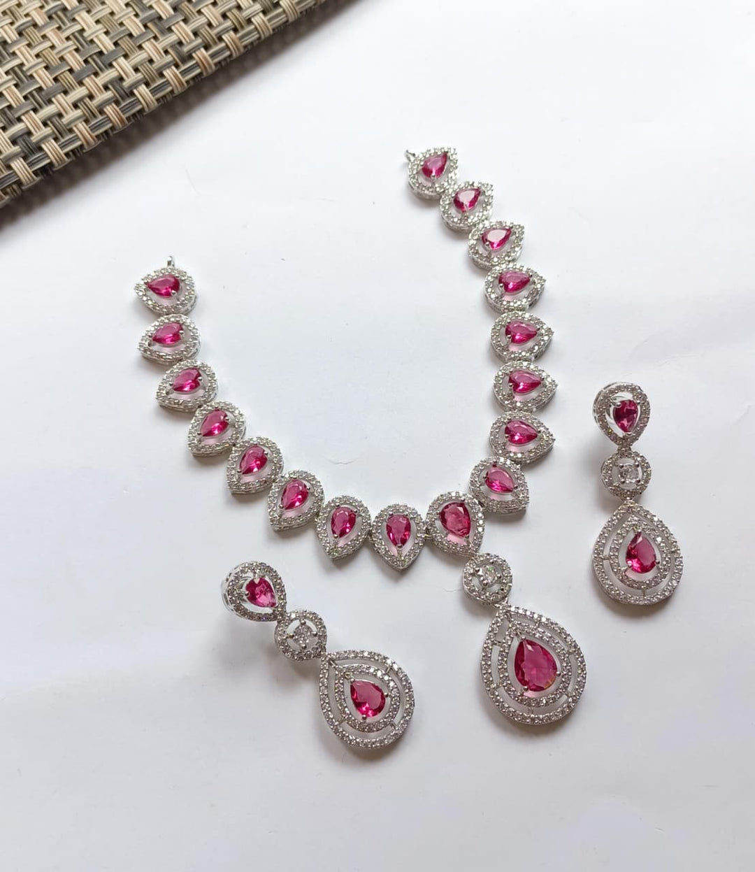 Zarcon Stone's Necklace Set