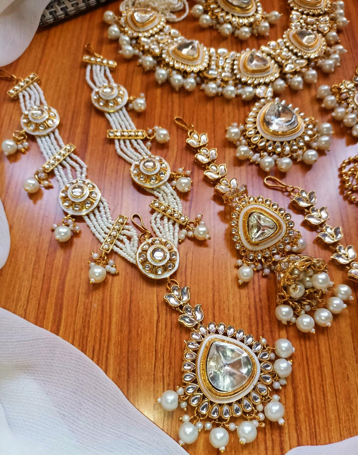 Stylish Bridal Set