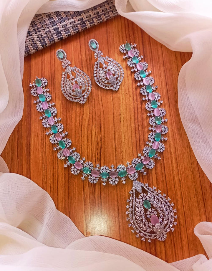 Short Mala Style Fancy Necklace Set