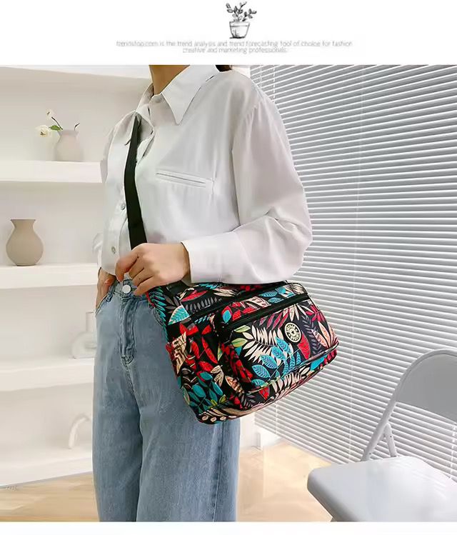 Crossbody bag for girls
