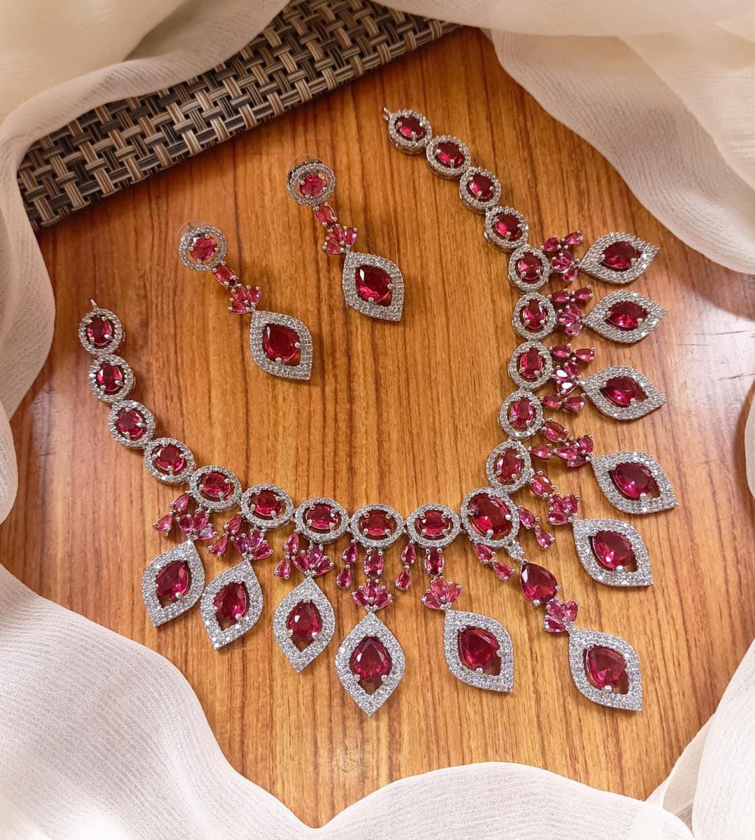 Zarcon Stylish Necklace Set