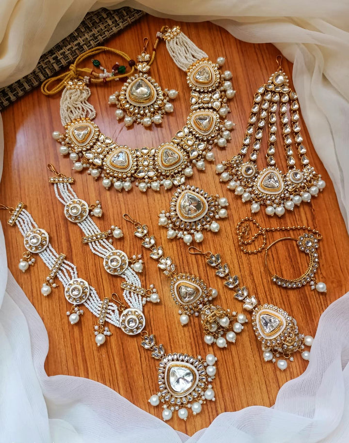 Stylish Bridal Set