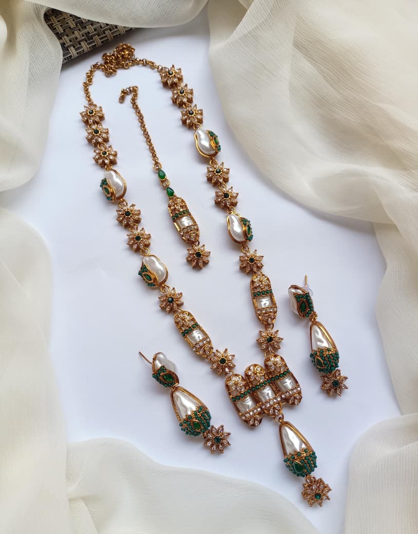 Mala Set With Teeka