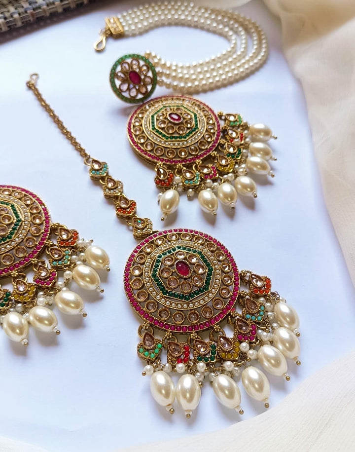 Sahara Earing With Teeka