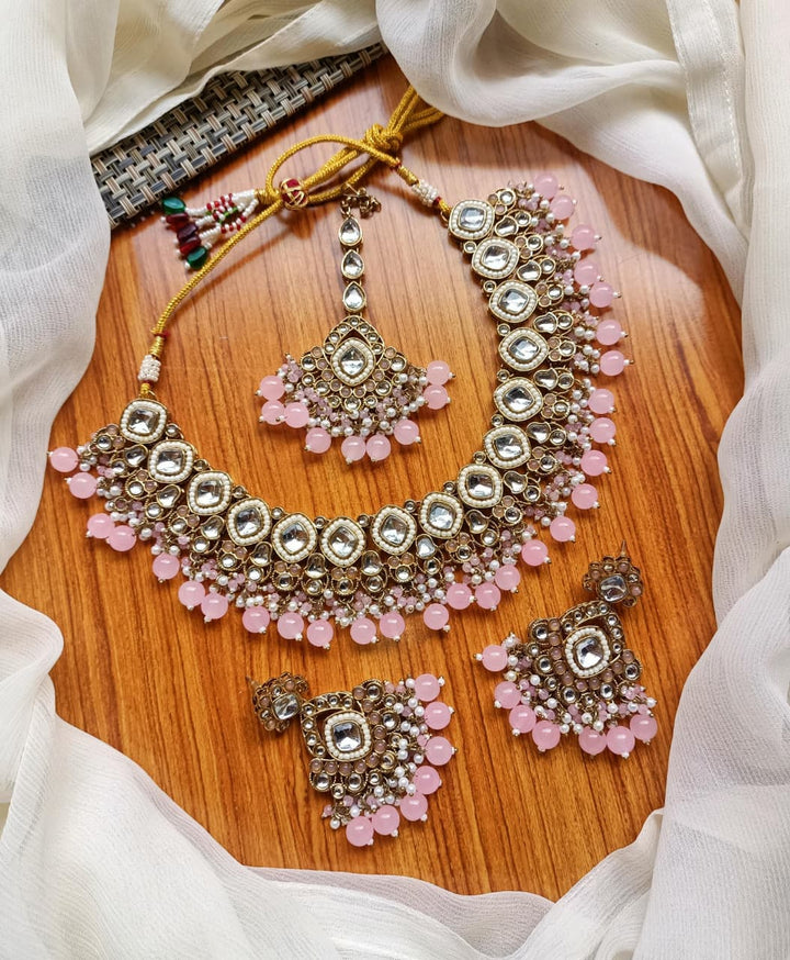 Necklace Set With Teeka