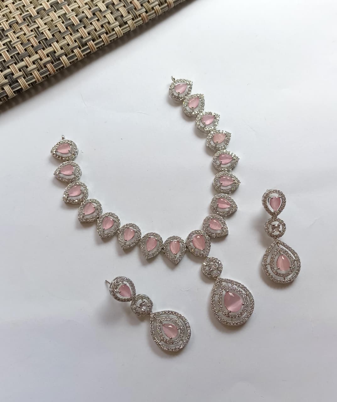 Zarcon Stone's Necklace Set