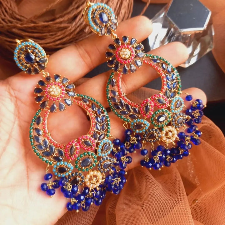 EARING