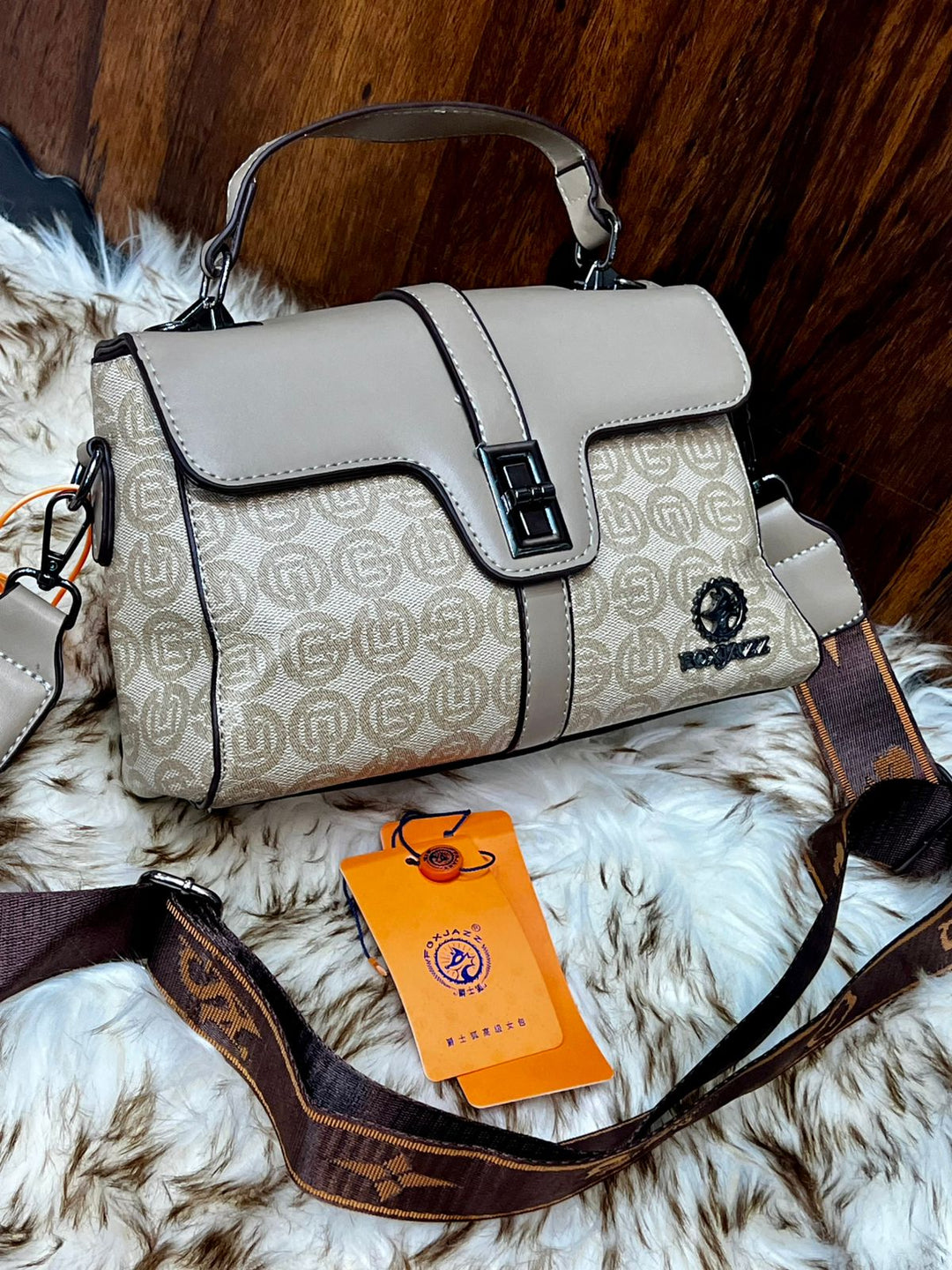 Fox jazz bag with long strap