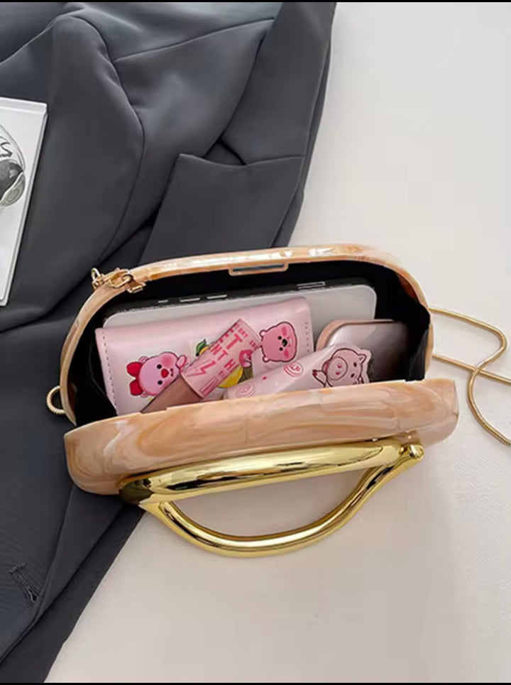 Hand bag