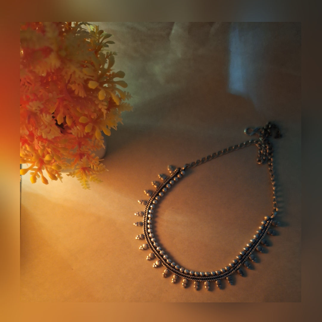 INDIAN NECKLESS