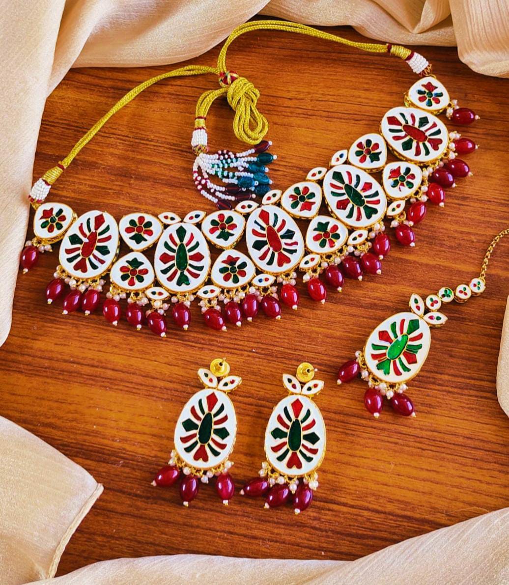 KUNDAN NECKLACE