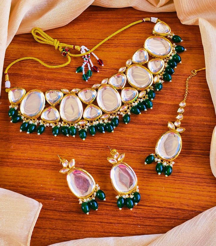 KUNDAN NECKLACE