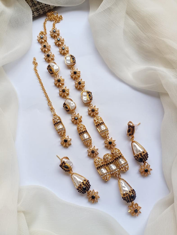 Mala Set With Teeka