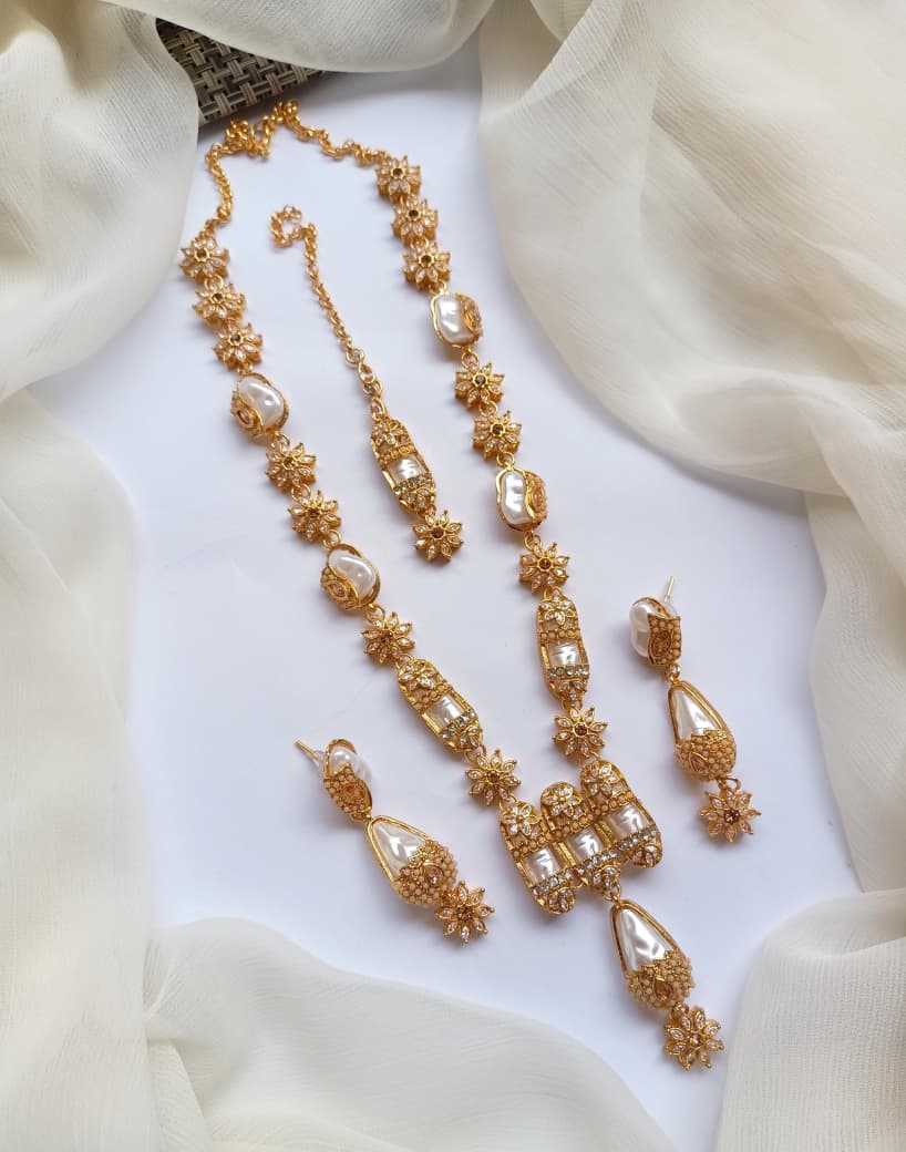 Mala Set With Teeka
