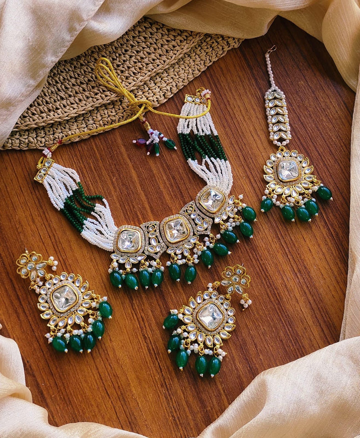 Choker Set