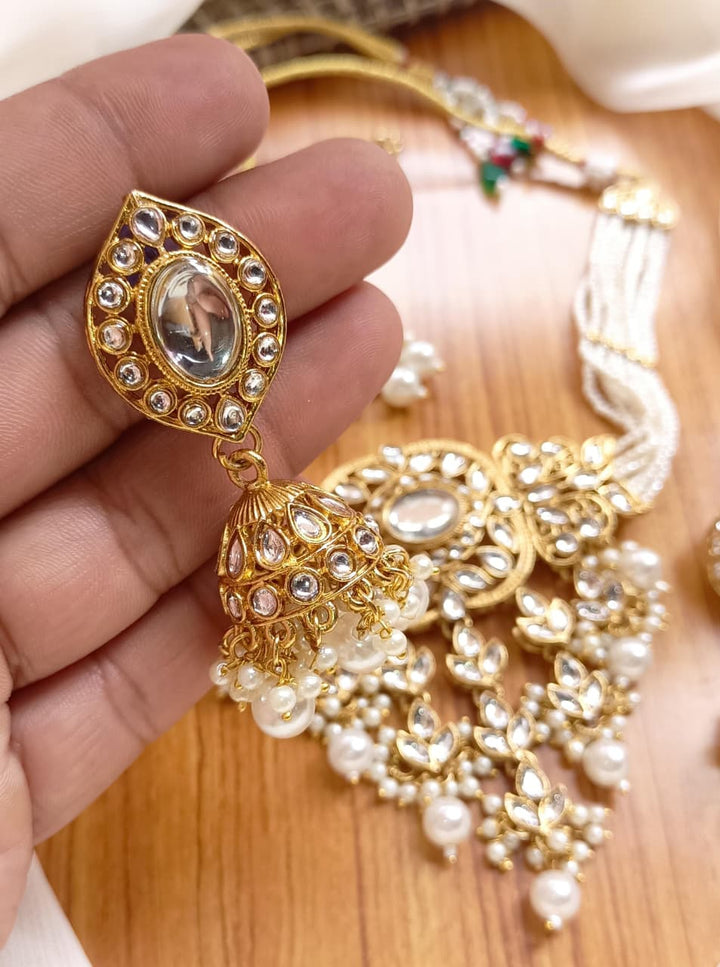 Indian set