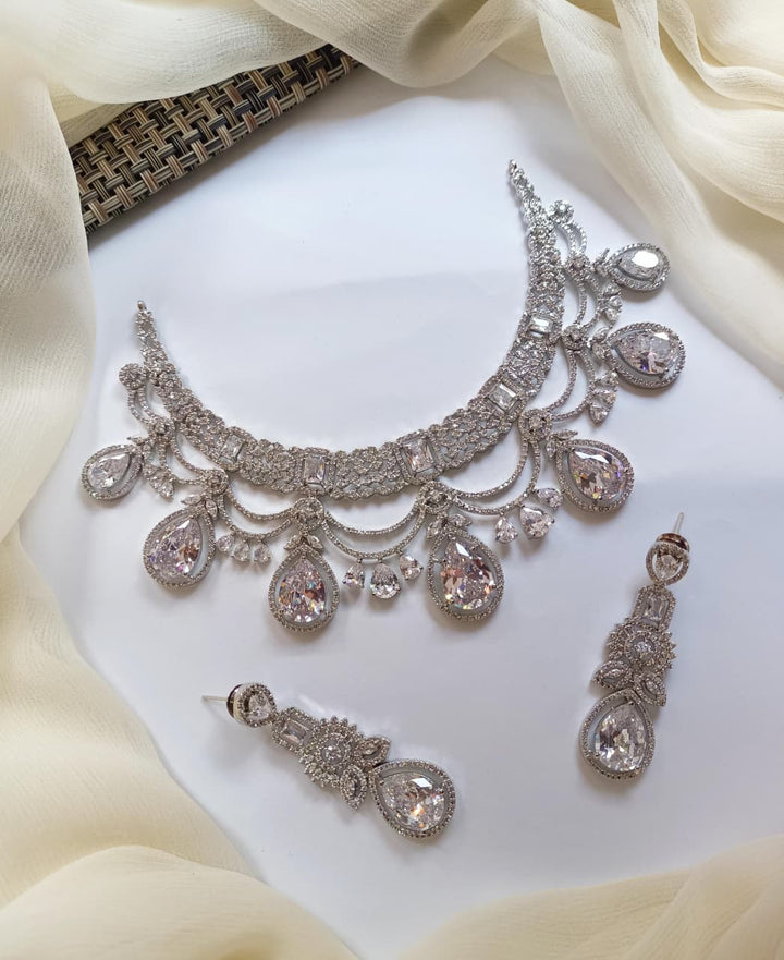 Zarcon Fancy Necklace Set