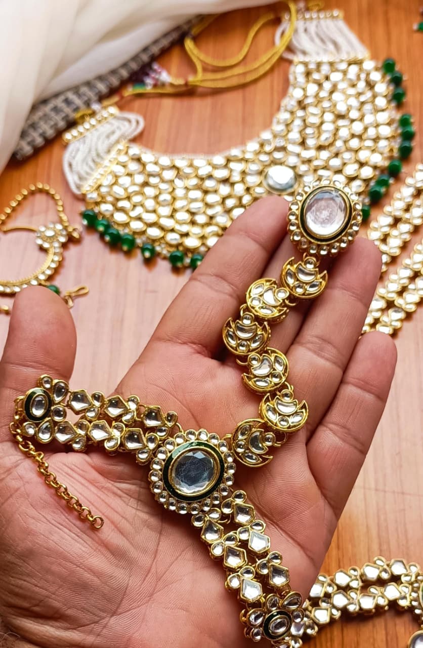 Kundan Stylish Complete Bridal Package