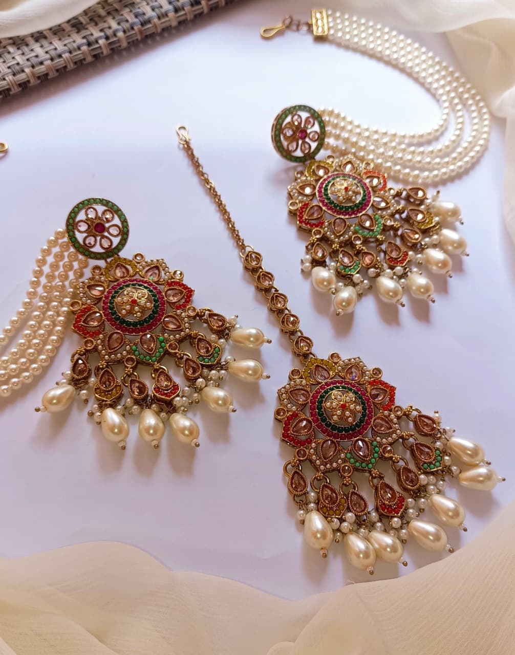 Sahara Earing With Teeka