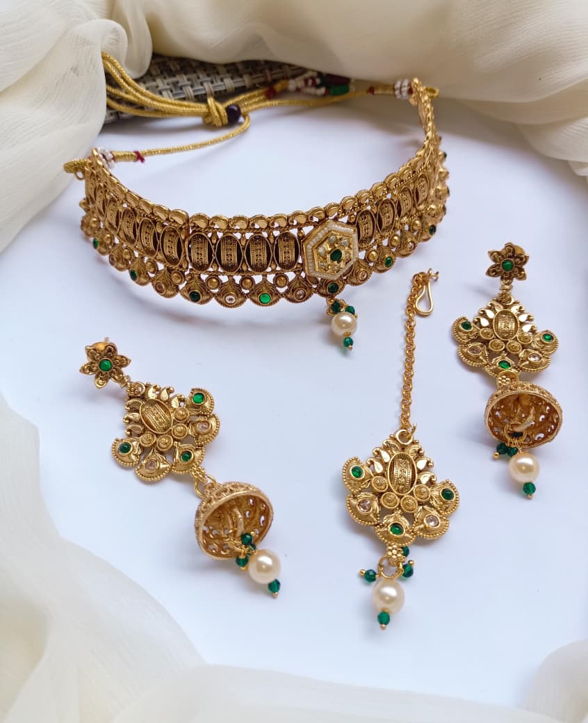 Koler Set With Teeka