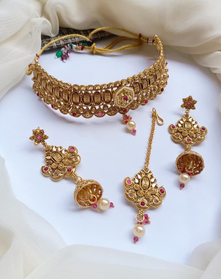 Koler Set With Teeka