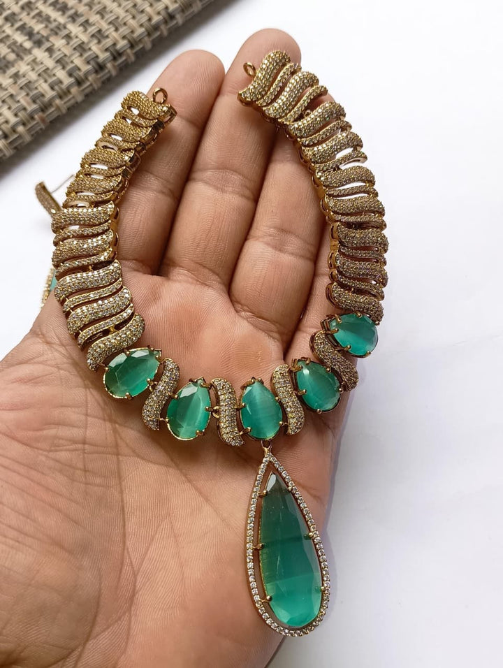 Zarcon Stone's Necklace Set